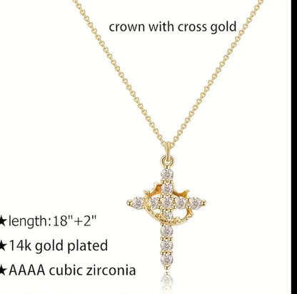 FEARNOT ™  18K GOLD CROSS & CROWN NECKLACE