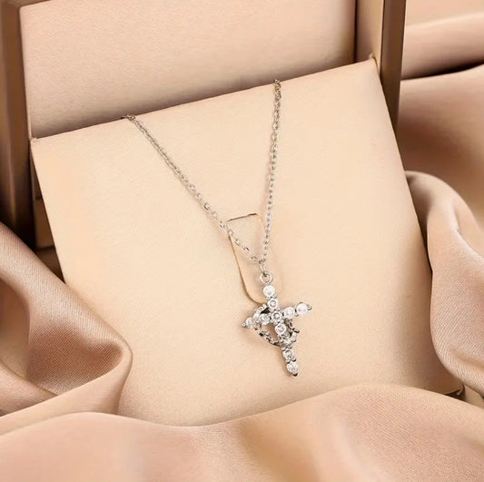 FEARNOT ™ SILVER HER CROWN NECKLACE